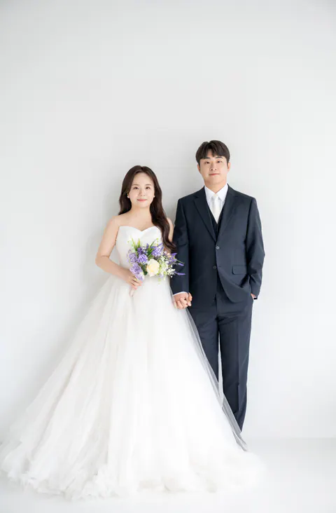 임종훈과 김수현의 웨딩 사진 1
